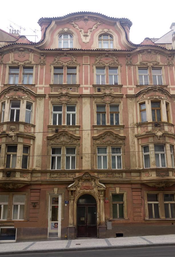 Apartment In The Heart Of Praha Eksteriør bilde